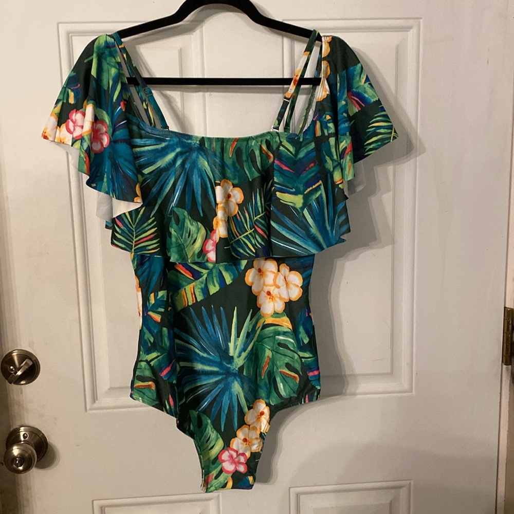 NWT Holipick Off the Shoulder Tropical Floral One-Piece Swimsuit - Picture 8 of 16